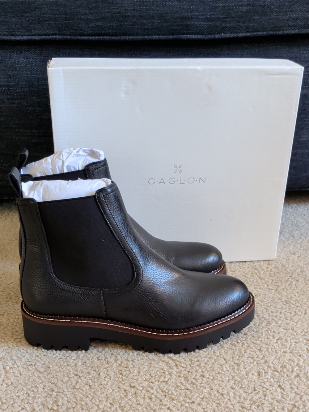 NIB Women's Caslon Miller Black Leather Chelsea Boots Size 7.5